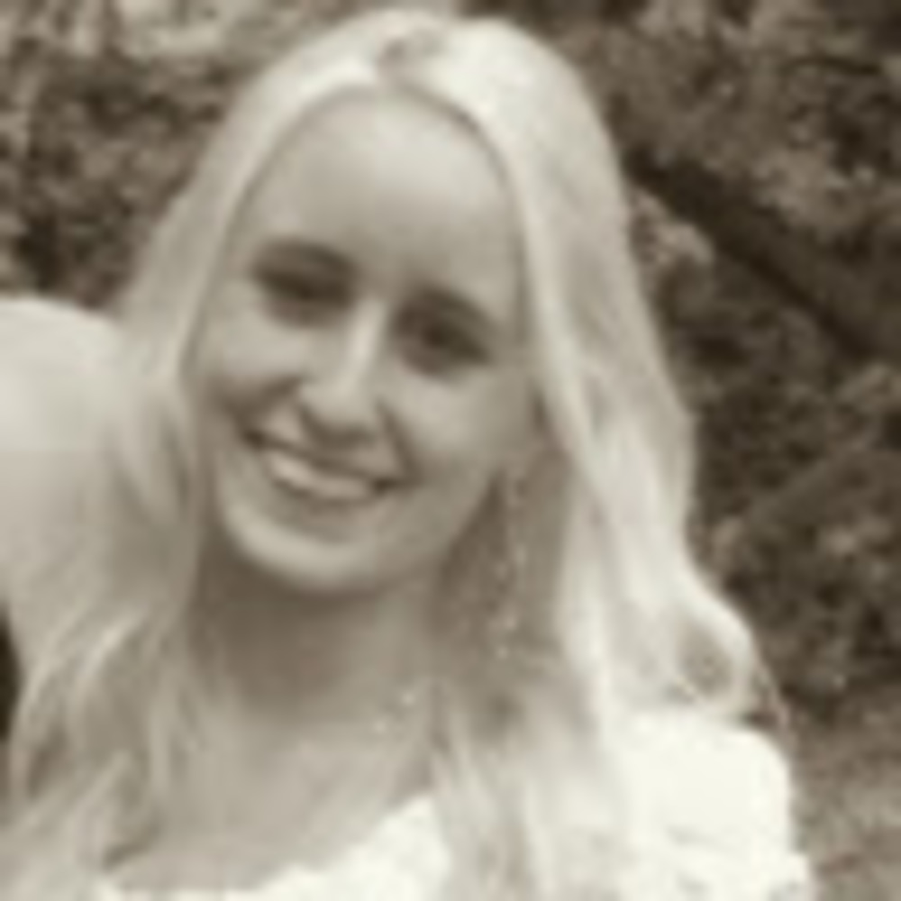 Meet your Posher, Katelyn